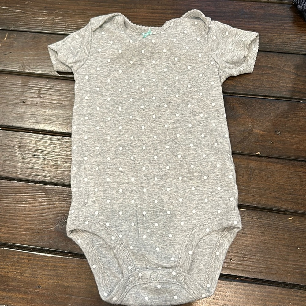 Polkadot bodysuit - 6-9M
